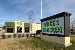 Mike’s Chicken sắp khai trương ở Plano, gần biên giới Richardson