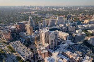 Trung tâm Y tế Texas công bố kế hoạch, khảo sát mới về giao thông