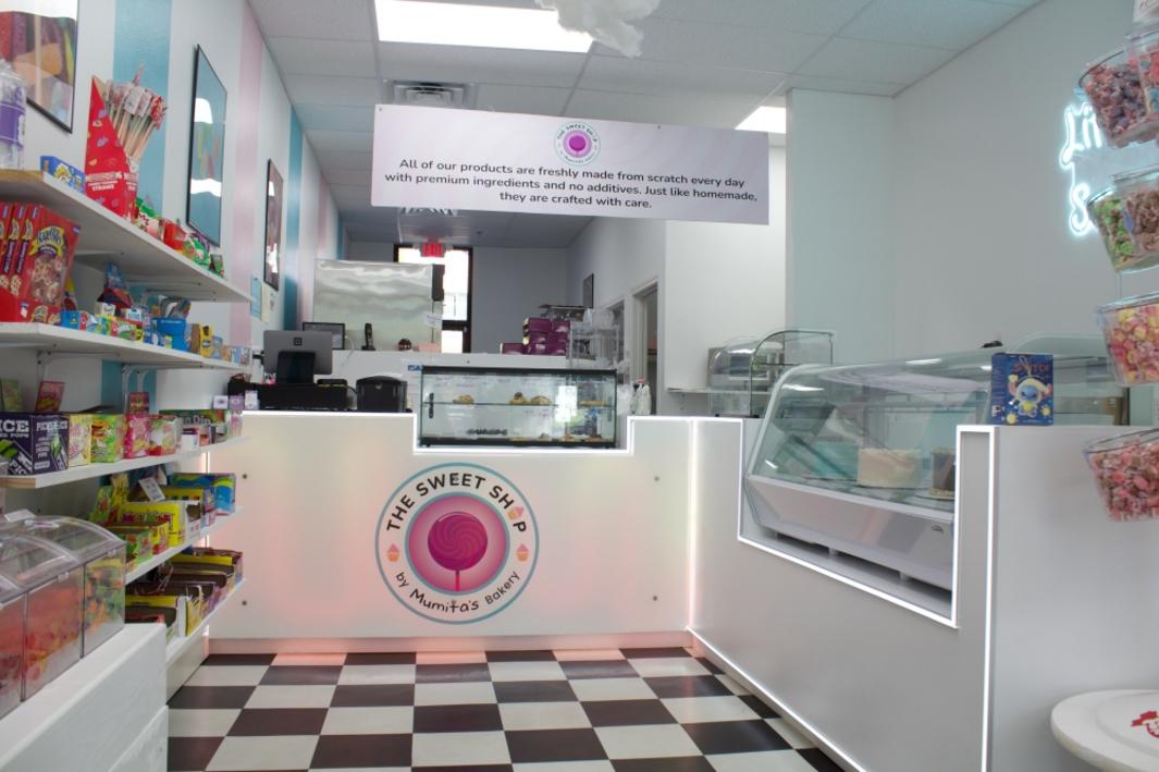 Tiệm Bánh The Sweet Shop Đóng Cửa tại Highland Village 1 404355