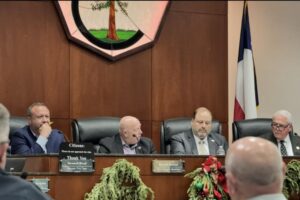 Hội đồng Conroe thông qua kiểm tra bên thứ ba cho các tờ khai tài chính của ứng cử viên