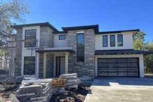 Bronco Garage Doors khai trương chi nhánh mới tại Lakeway