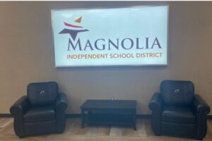 Học khu Magnolia thảo luận kế hoạch đối phó với tình trạng quá tải học sinh