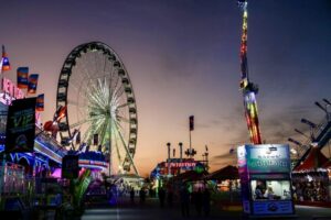 Rodeo Houston tuyển dụng nhân sự bán thời gian vào tháng 1