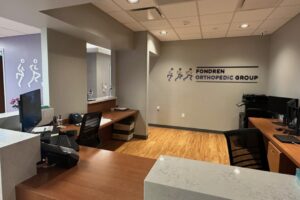 Phòng Khám Chỉnh Hình Fondren Khai Trương Chi Nhánh Mới Tại The Woodlands