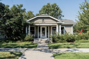 The Menil Collection Tạm Thời Đóng Cửa Hiệu Sách Để Sửa Sang