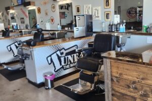 Tiệm cắt tóc ‘Tune Up The Manly Salon’ sắp khai trương tại League City