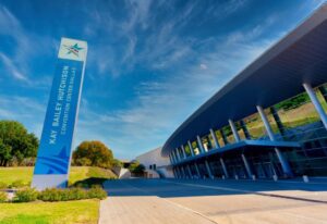 Trung Tâm Truyền Hình Quốc Tế FIFA và Bệnh Viện Tim: Những dự án mới ở DFW