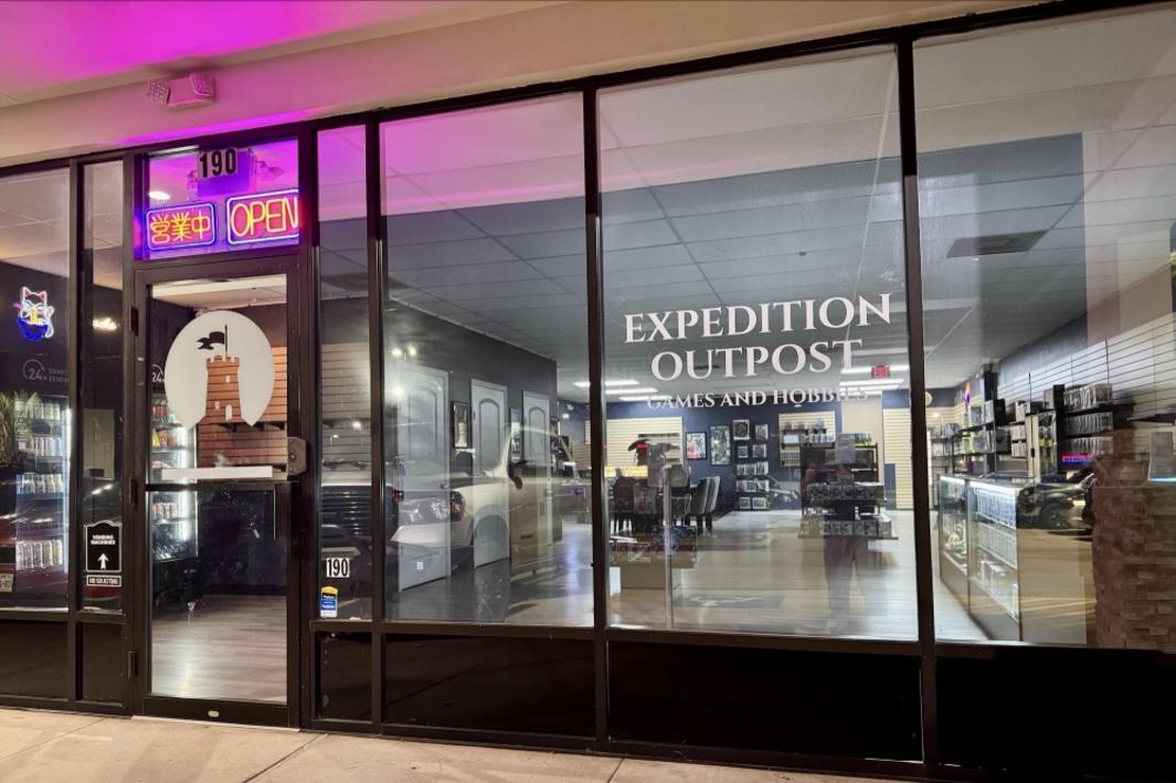 Cửa hàng đồ chơi và trò chơi Expedition Outpost đã khai trương tại Spring 1 406376