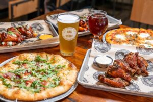 Pizza và chăm sóc thú cưng: 15 doanh nghiệp đã mở cửa hoặc sắp khai trương tại Tây McKinney