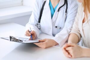 Bác Sĩ Tại Katy Đang Định Nghĩa Lại Sức Khỏe Với Y Khoa Theo Yêu Cầu