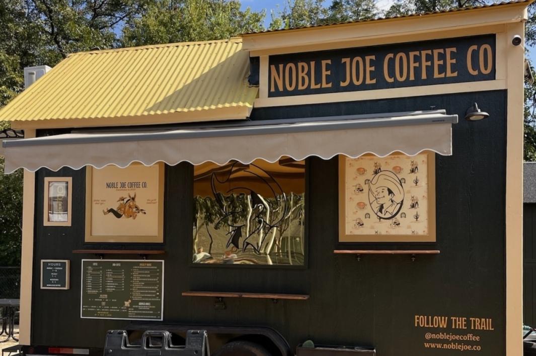 Noble Joe Coffee Co. mở rộng với xe đẩy cổ điển mới ngoài East Riverside 1 407198