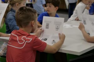 Hội đồng Quản trị Friendswood ISD phê duyệt Lịch học 2026-27