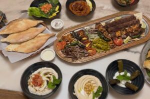 Salam Grill mang ẩm thực Syria, Iraq đến Richardson