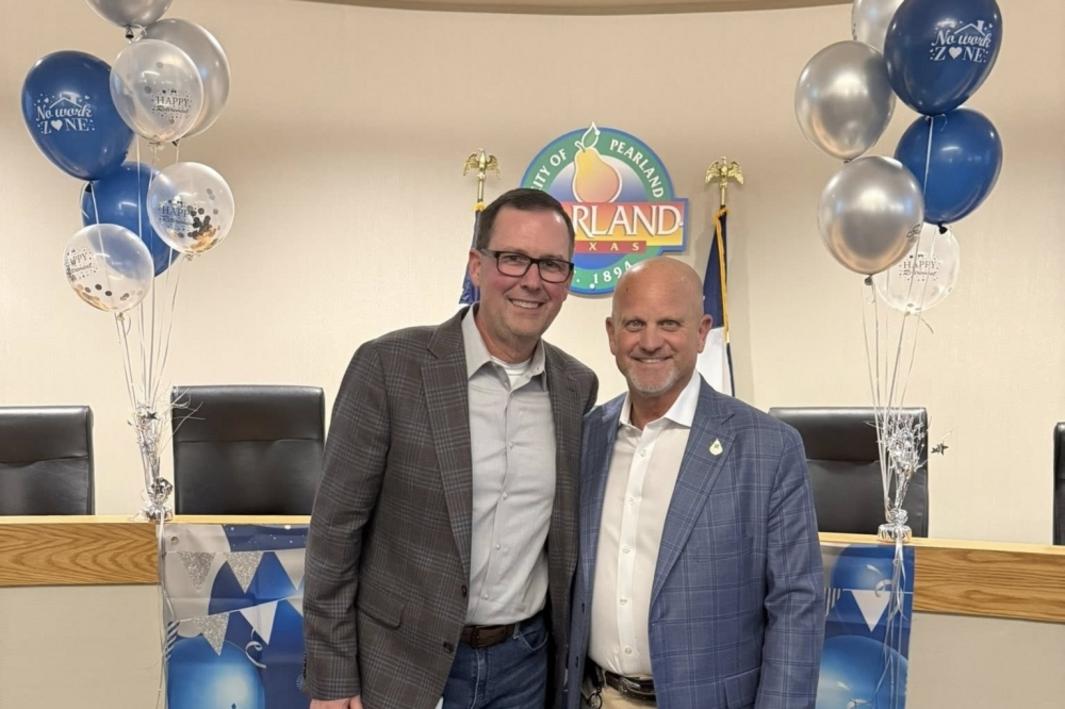 Luật sư thành phố Pearland nghỉ hưu sau 29 năm phục vụ 1 407352