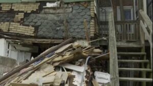 Nhiều năm sau khi tách khỏi L&I, các tòa nhà ở Philadelphia vẫn trong tình trạng nguy hiểm