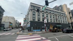 Kêu gọi bảo tồn địa điểm nổi loạn Compton's Cafeteria ở San Francisco 33 Kêu gọi bảo tồn địa điểm nổi loạn Compton’s Cafeteria ở San Francisco