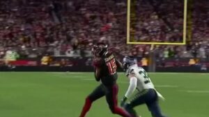 Cổ động viên 49ers ở San Jose háo hức trước trận đấu lớn với Seahawks