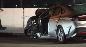 Xe tông xe cứu hỏa, hai lính cứu hỏa Houston bị thương 33 Xe tông xe cứu hỏa, hai lính cứu hỏa Houston bị thương