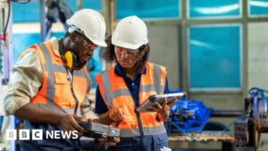 Tạo công ăn việc làm tại Mỹ chậm lại mức thấp nhất kể từ COVID