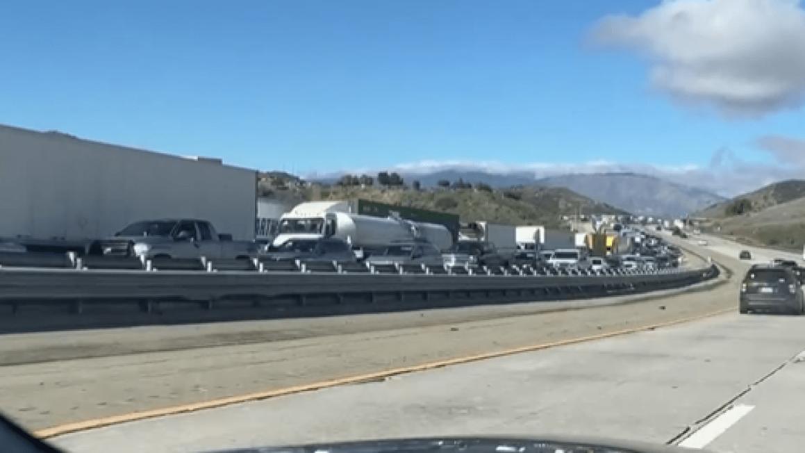 5 freeway backup 2026 01 08 120908