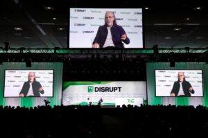 TechCrunch Disrupt 2026: Vé ưu đãi mua kèm gần hết, chỉ còn 3 ngày