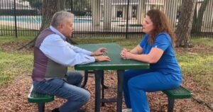 Tòa Tối Cao sẽ xem xét vụ kiện liên quan đến nhân viên bệnh viện bị sa thải vì từ chối tiêm vaccine