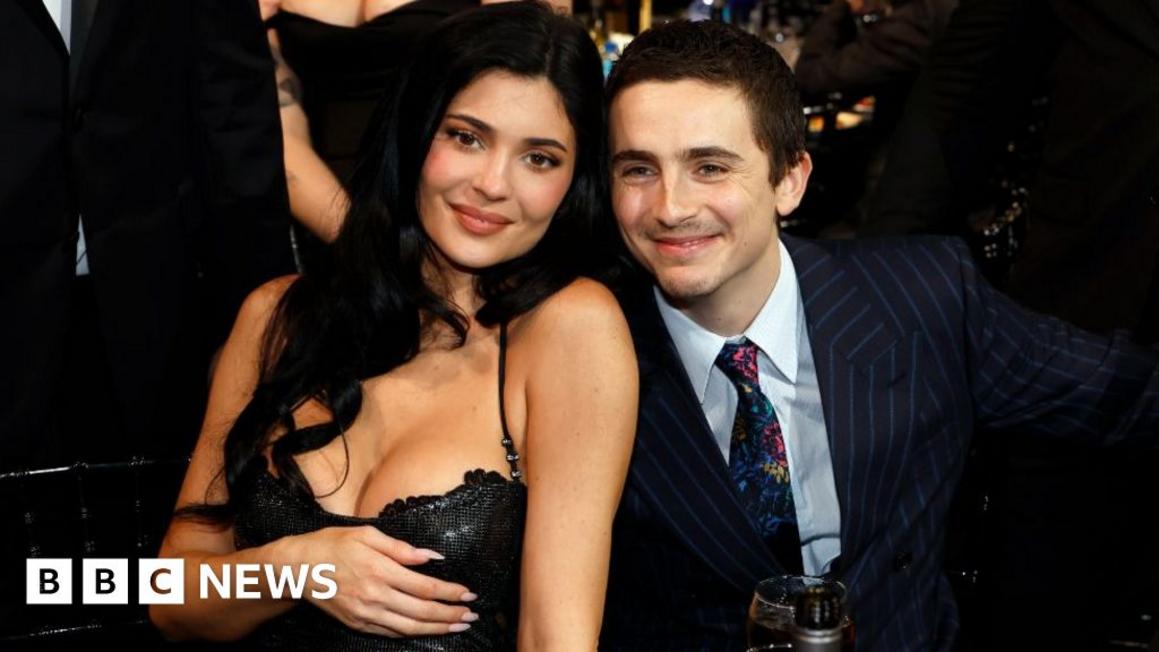 Timothée Chalamet Cảm Ơn Bạn Gái Kylie Jenner tại Lễ Trao Giải Critics' Choice 1 788776e0 ea12 11f0 b67b 690eb873de1b