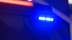 Ba anh em tử vong sau khi rơi xuống hồ băng giá 9 Ba anh em tử vong sau khi rơi xuống hồ băng giá