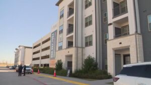 Khu chung cư giá rẻ ở Houston sẵn sàng đón người dân sau khi bị trì hoãn