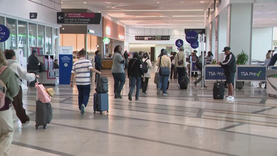 Lo ngại về du lịch hàng không khi chính phủ Mỹ có nguy cơ đóng cửa 1 9ec23b17 50fb 4c9b 8d26