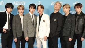 BTS công bố lịch trình lưu diễn vòng quanh thế giới, trở lại SoFi vào tháng 9