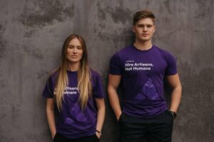 LinkedIn ‘tống’ cửa startup AI Artisan, rồi lại ‘mở’ sau đó