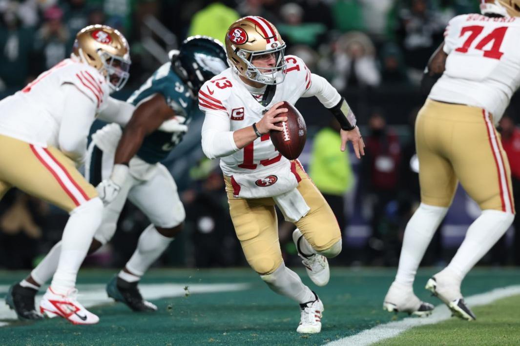 Brock Purdy tỏa sáng, mang về chiến thắng cho 49ers trước Eagles 1 BNG L 49ERS 0112 5b0775