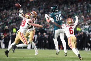 49ers thắng Eagles nhờ phòng ngự kiên cường