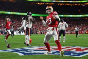 INMAN: Điểm cao và thấp trong mùa giải 49ers với chấn thương và những chiến thắng sít sao