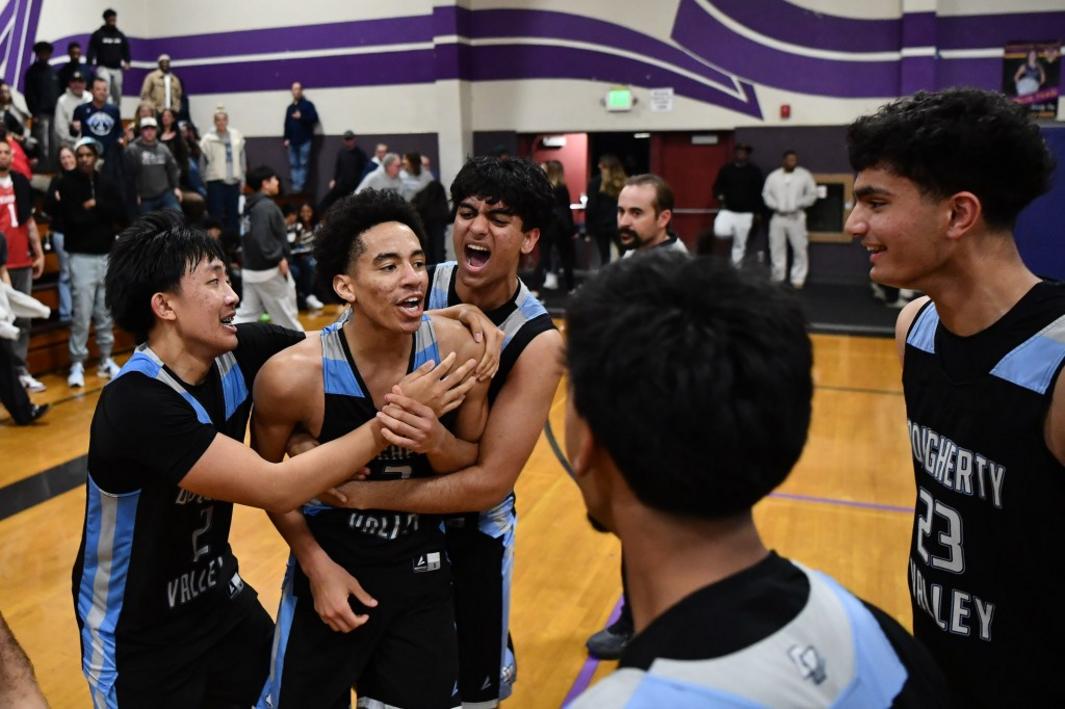 BNG L AVHOOPS 0130 4