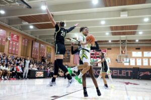 50 điểm của Kaleena Smith giúp Ontario Christian vượt qua Mitty