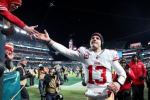 49ers thắng Eagles trong trận đấu kịch tính