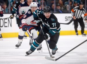 Macklin Celebrini của Sharks có thể trở thành MVP của NHL