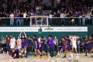 Andrew Hilman ghi bàn quyết định, giúp Riordan thắng kịch tính trước St. Ignatius