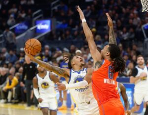 Tân binh Will Richard tỏa sáng trong đội hình Warriors 17 Tân binh Will Richard tỏa sáng trong đội hình Warriors