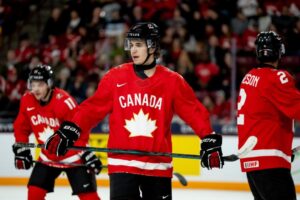 Cầu thủ Misa trở lại San Jose, nhưng tương lai vẫn còn bỏ ngỏ 7 Cầu thủ Misa trở lại San Jose, nhưng tương lai vẫn còn bỏ ngỏ