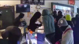 Giới Chức Vùng Vịnh Kêu Gọi Hành Động Chống Trộm Cướp