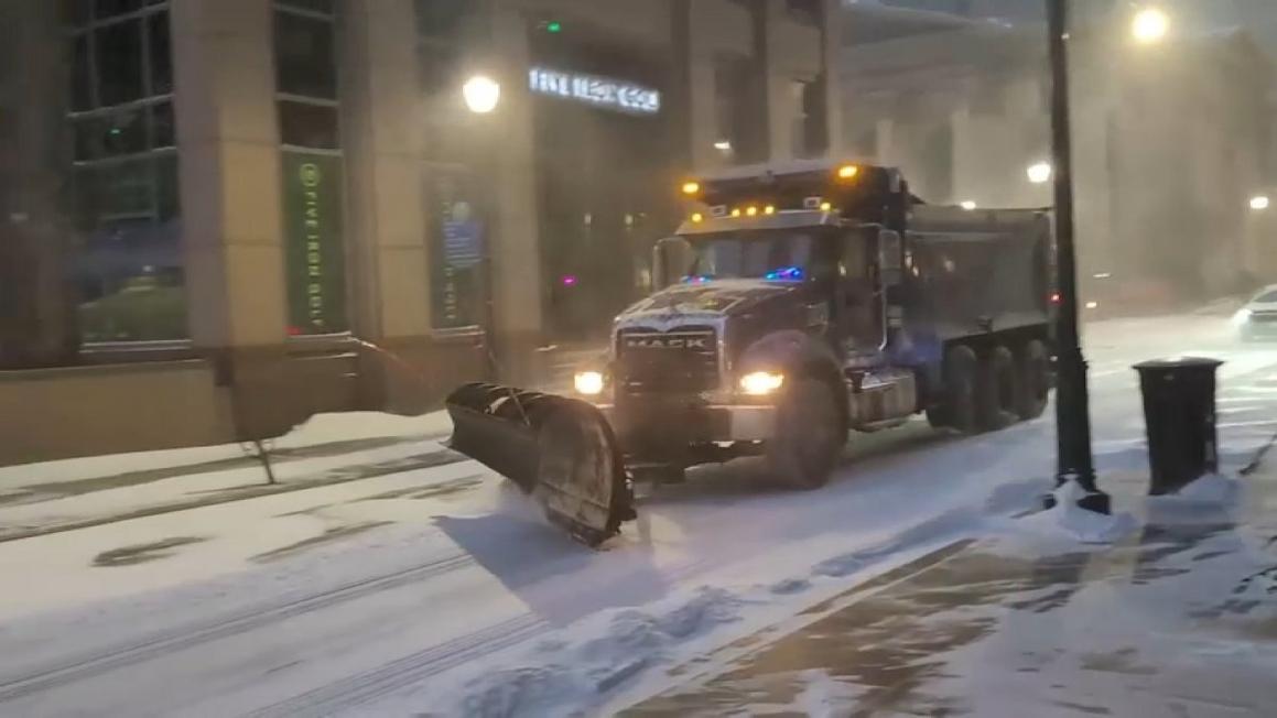 Khu vực Philadelphia đang dọn dẹp sau trận bão tuyết 1 Center City snow 1 25 26 1