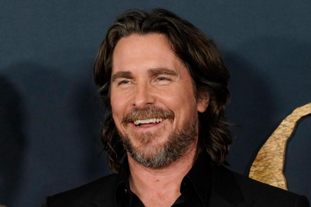 Tử Vi Ngày 30 Tháng 1, 2026: Christian Bale, Chú Ý Sức Khỏe Và Tài Chính 1 Christian Bale Foster Homes 78721
