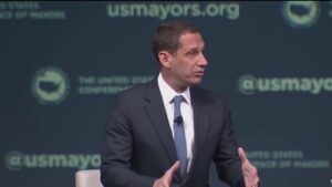 Thị trưởng San Francisco phát biểu tại Hội nghị Thị trưởng Hoa Kỳ