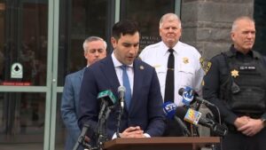 Hạt Bucks chấm dứt hợp tác với ICE