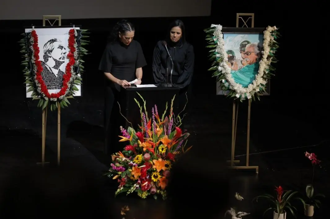 Oakland Tưởng Niệm Huấn Luyện Viên John Beam, Người Thầy Của Hàng Ngàn Người
