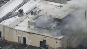 Cháy lớn tại cửa hàng săn bắn và trường bắn ở Pennsylvania