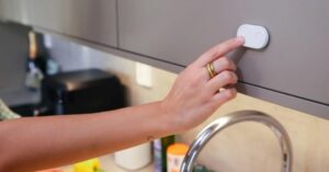 Flic Duo: Nút bấm vật lý cho hệ sinh thái HomeKit